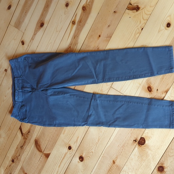 NWOT - Maurices Gray skinnies - Picture 1 of 3